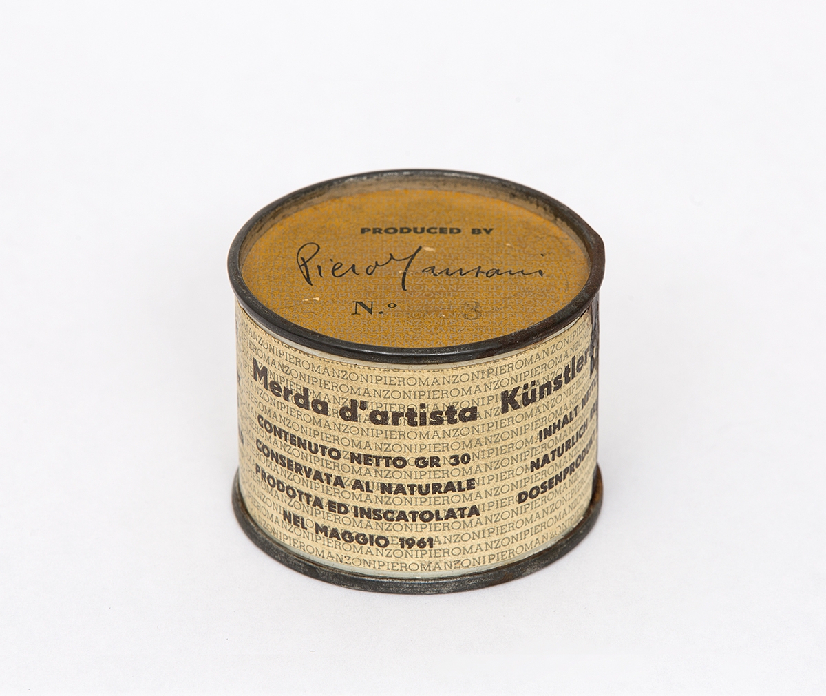 Fondazione Piero Manzoni, Merda d’artista, 1961
Scatoletta di latta, carta stampata
4,5 × ø 6 cm